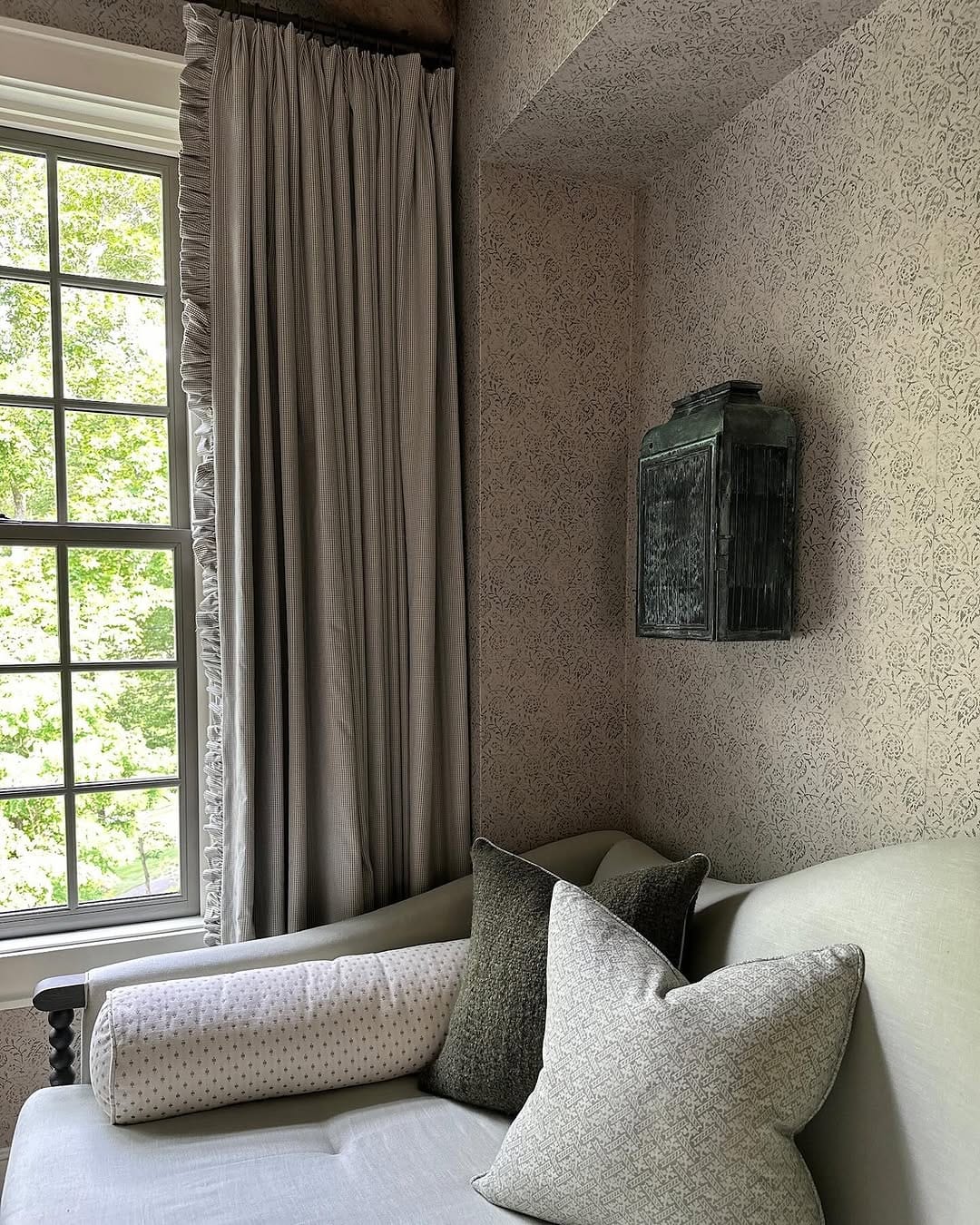 Post 6 by Kenson Interiors Co. on Instagram (image)