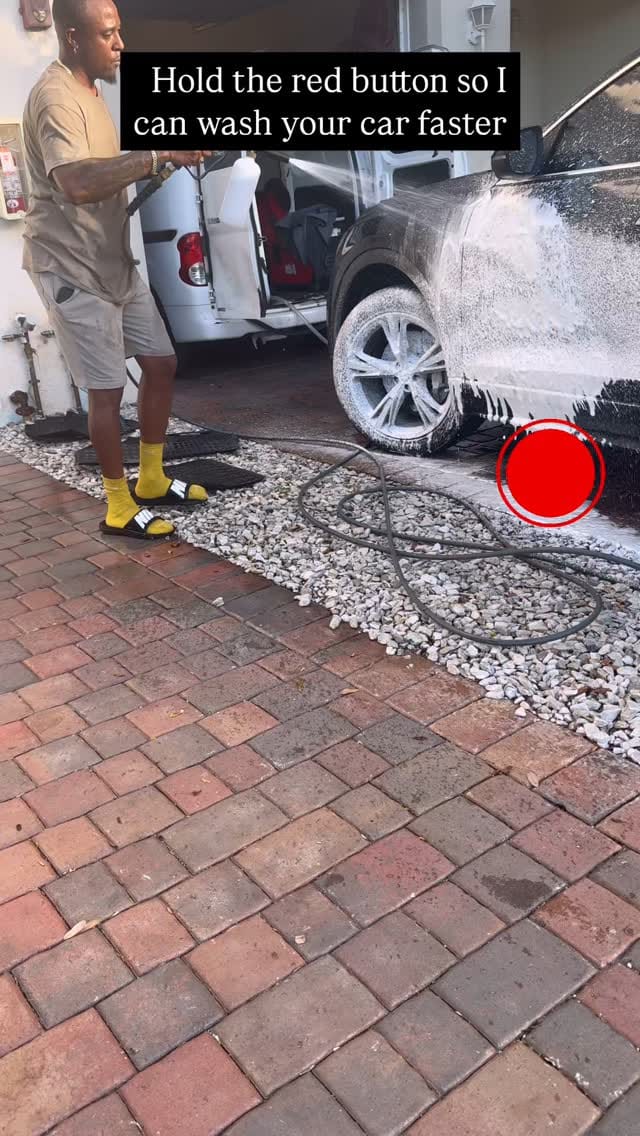 Post 7 by Trap Free Express on Instagram (video)