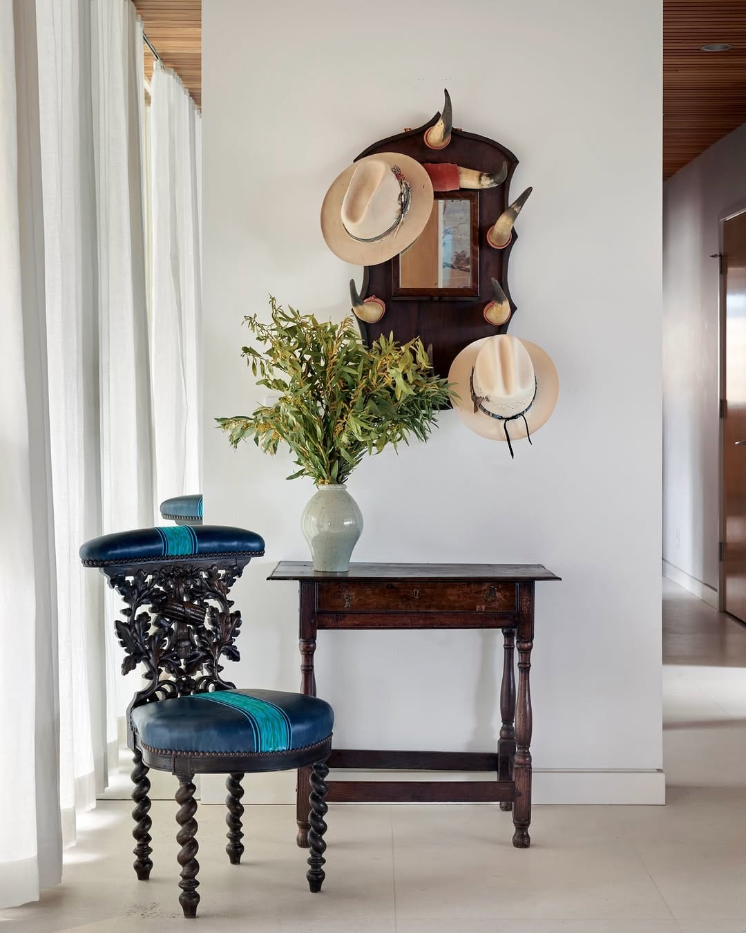 Post 2 by Meg Lonergan Interiors on Instagram (carousel)