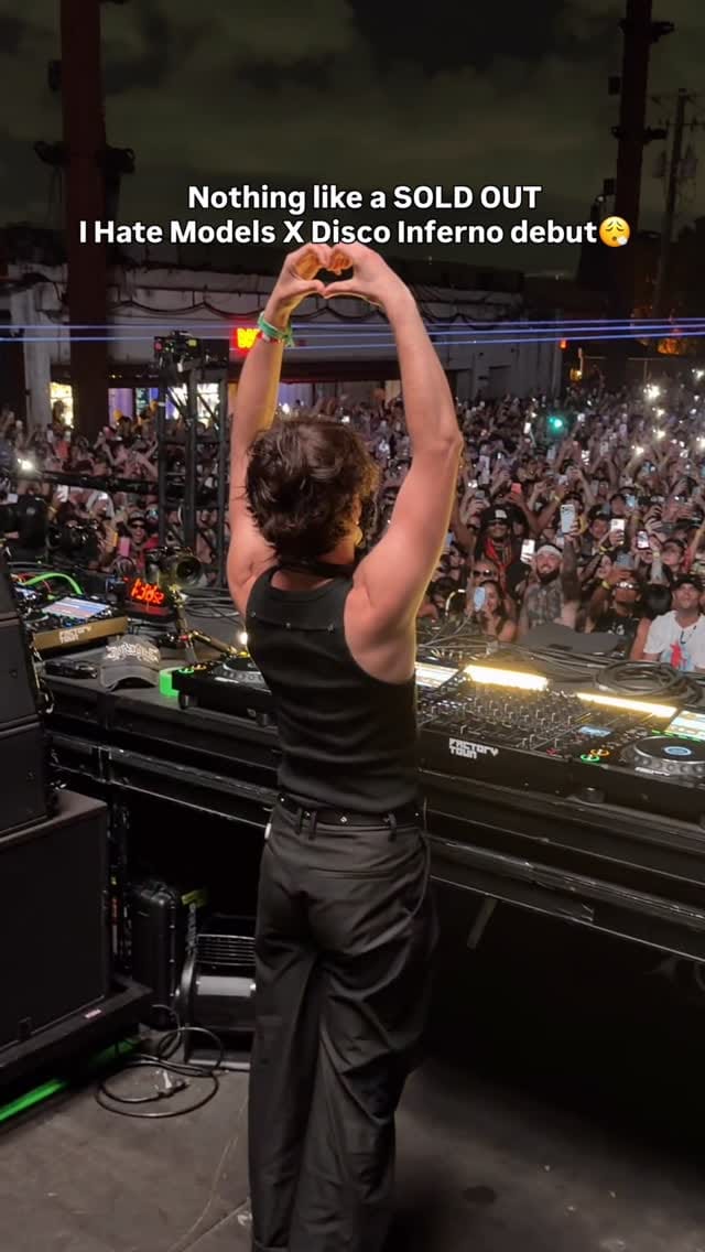 Post 4 by V I C  ❥ on Instagram (video)