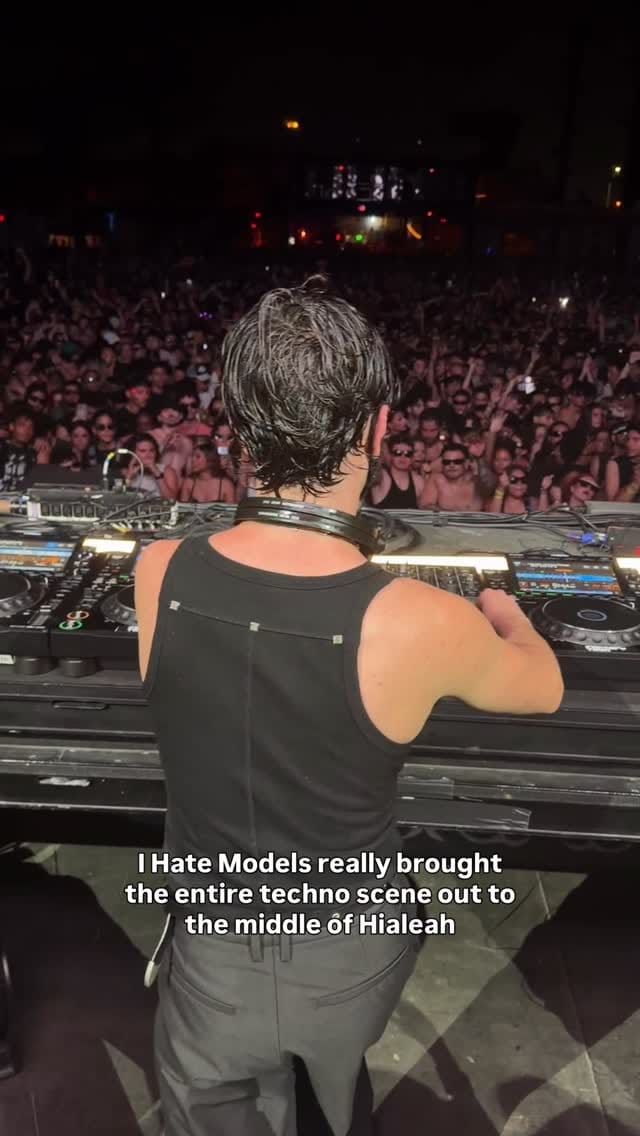 Post 3 by V I C  ❥ on Instagram (video)
