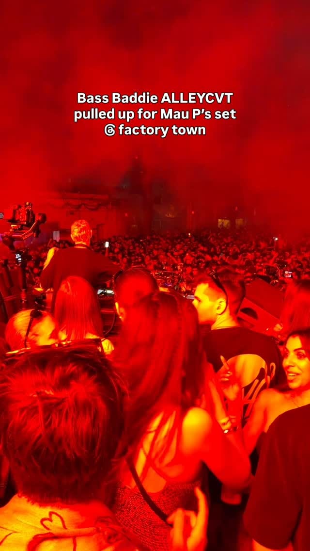Post 6 by V I C  ❥ on Instagram (video)