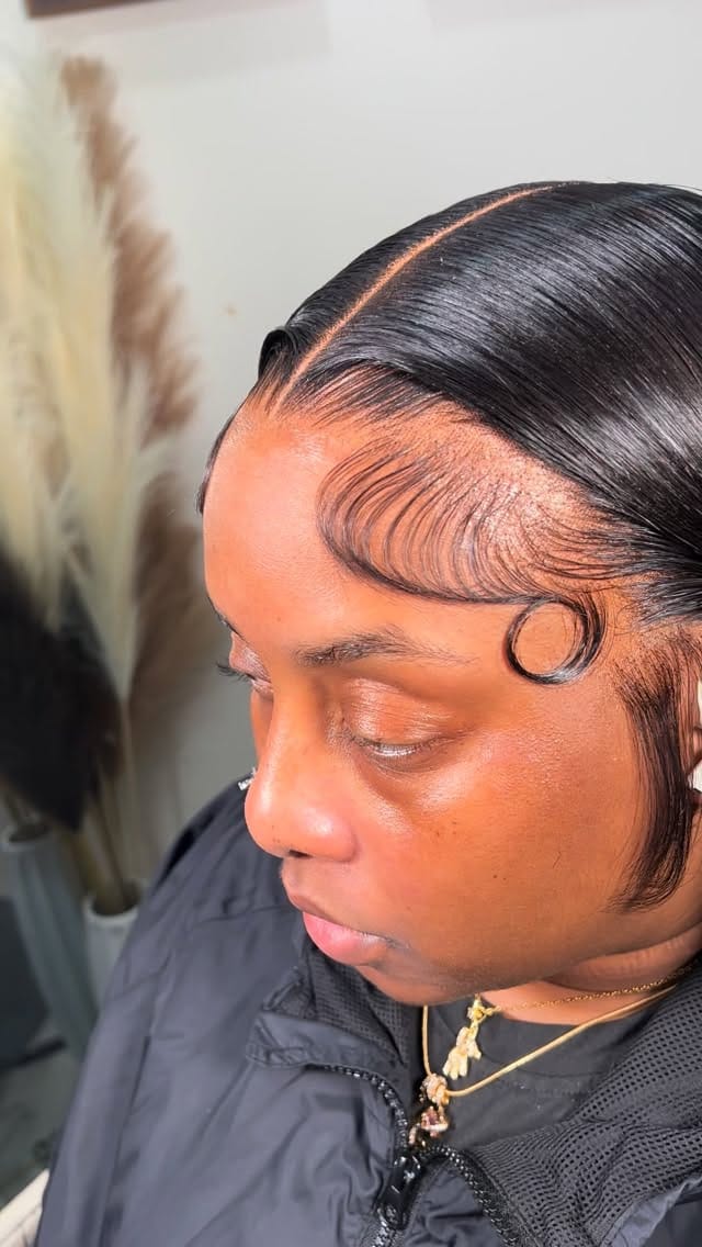 Post 7 by Philly Hairstylist || GiaVanna on Instagram (video)