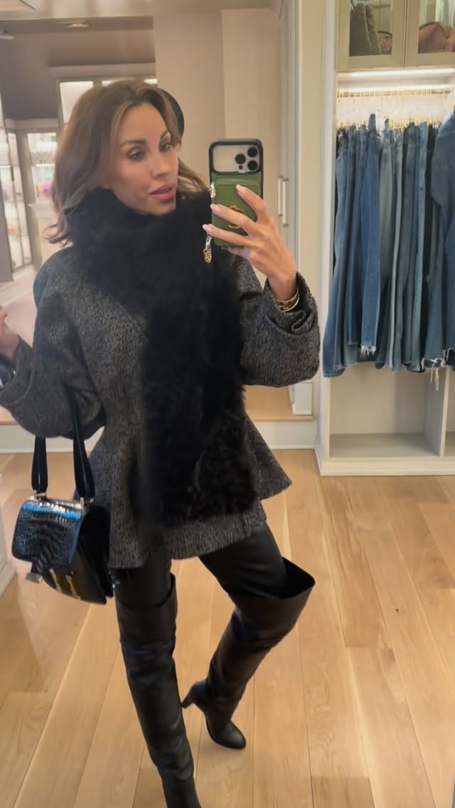 Post 9 by Dasha Maximova on Instagram (video)