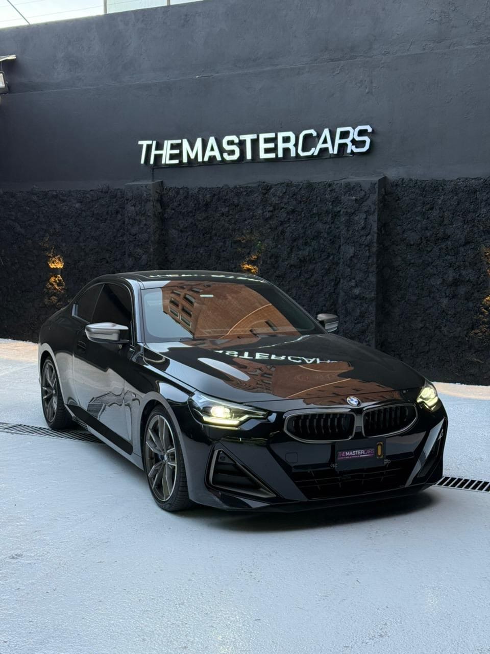 Post 1 by THE MASTER CARS®️ on Instagram (carousel)