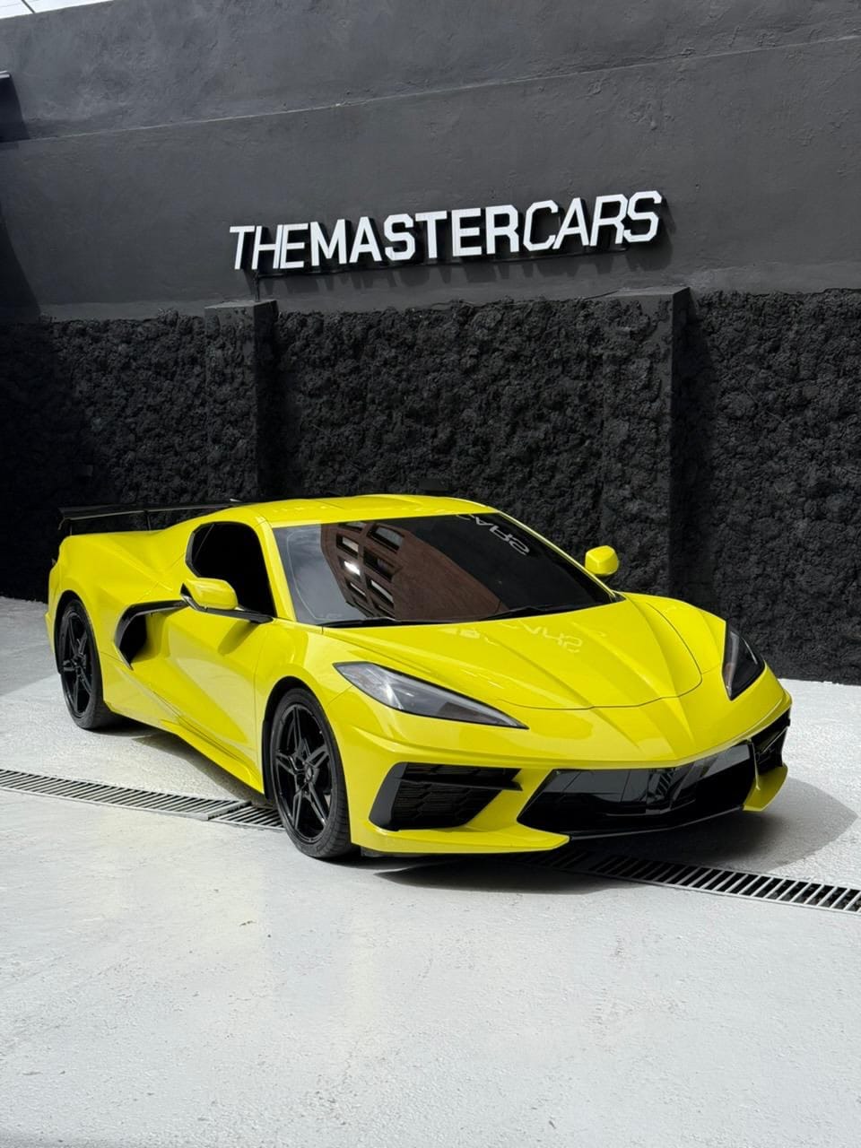 Post 5 by THE MASTER CARS®️ on Instagram (carousel)