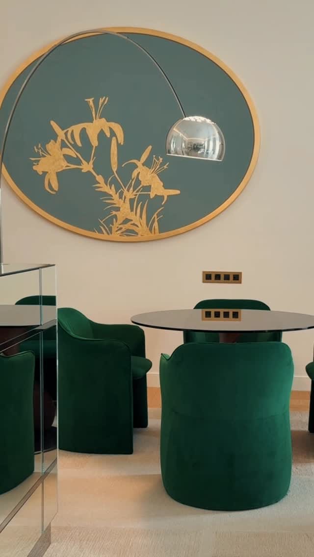 Post 8 by Pierre-Yves Rochon (PYR) on Instagram (video)