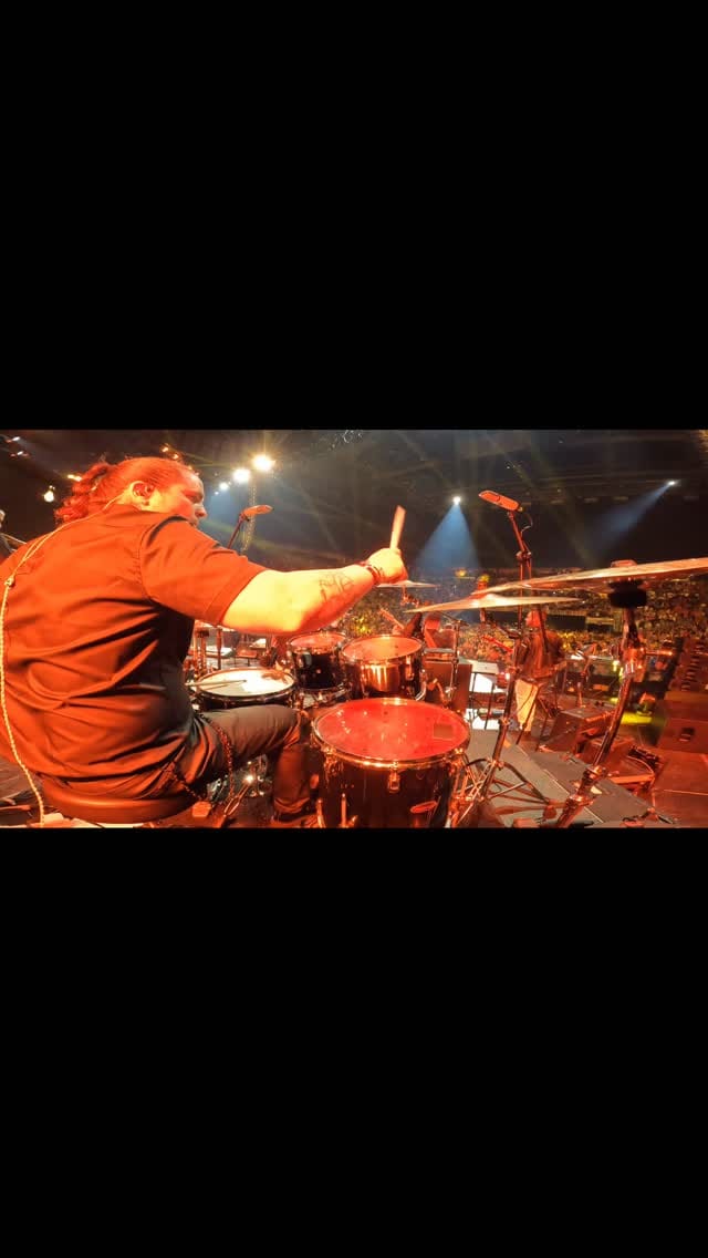 Post 7 by Israel Morales on Instagram (video)