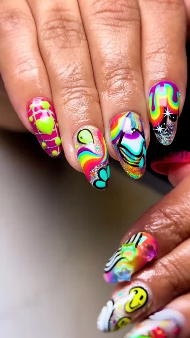 Post 6 by Juniper Beauty | Denver Nail Artist on Instagram (video)