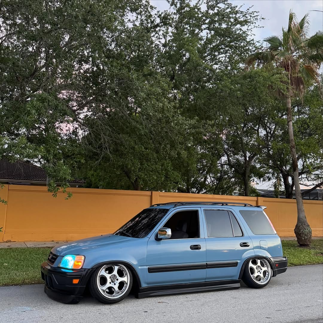 Post 8 by Est 2019⚔️ on Instagram (carousel)