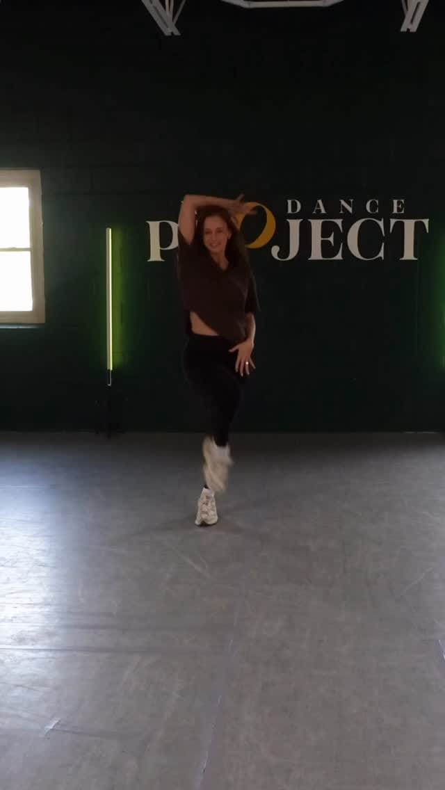 Post 7 by Claire Wolford on Instagram (video)