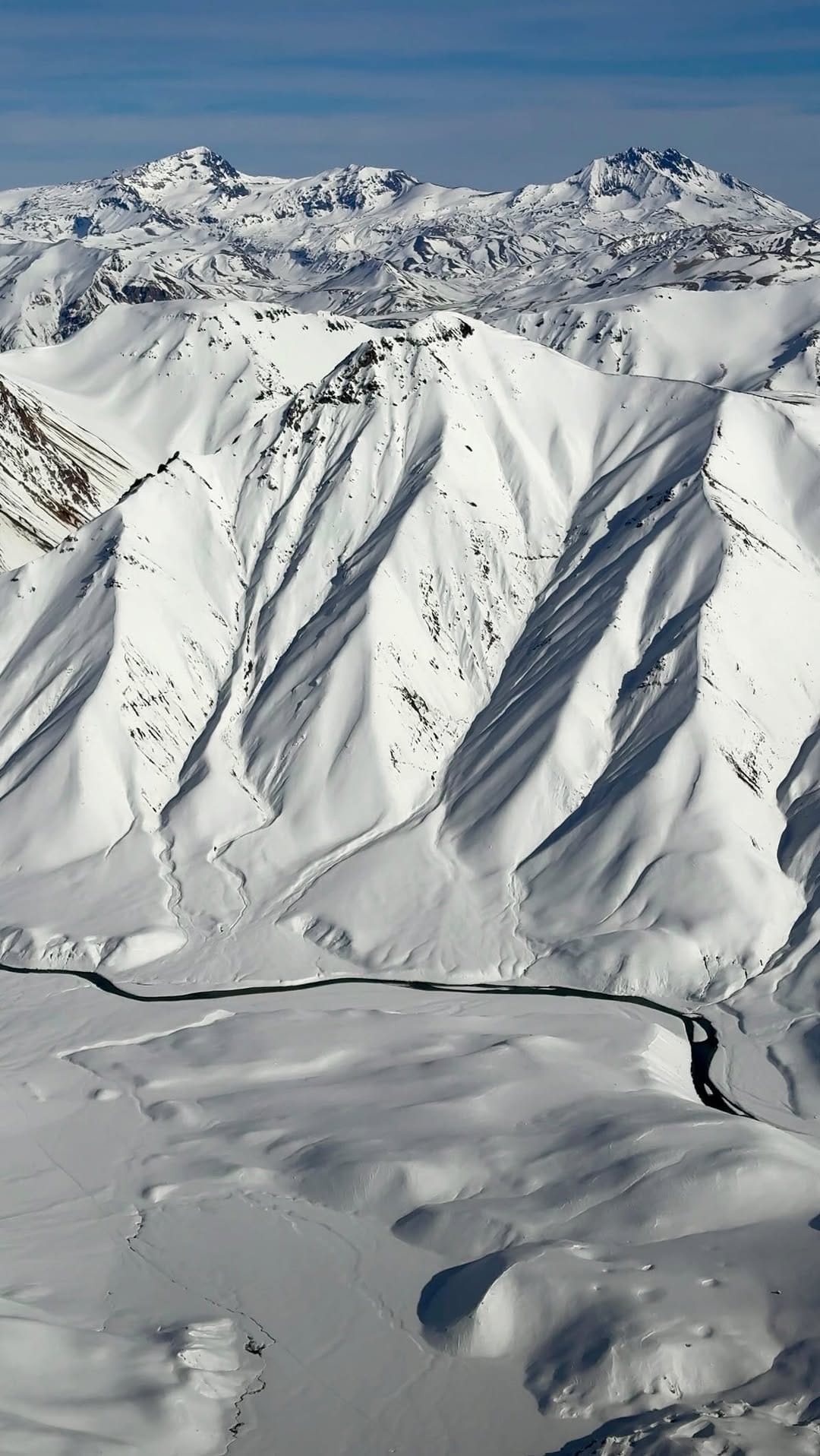 Post 3 by Majestic Heli Ski on Instagram (video)
