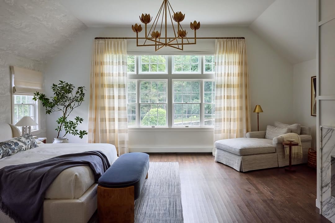 Post 2 by Claudia Leonard Interiors by Claudia Leonard Smith on Instagram (carousel)