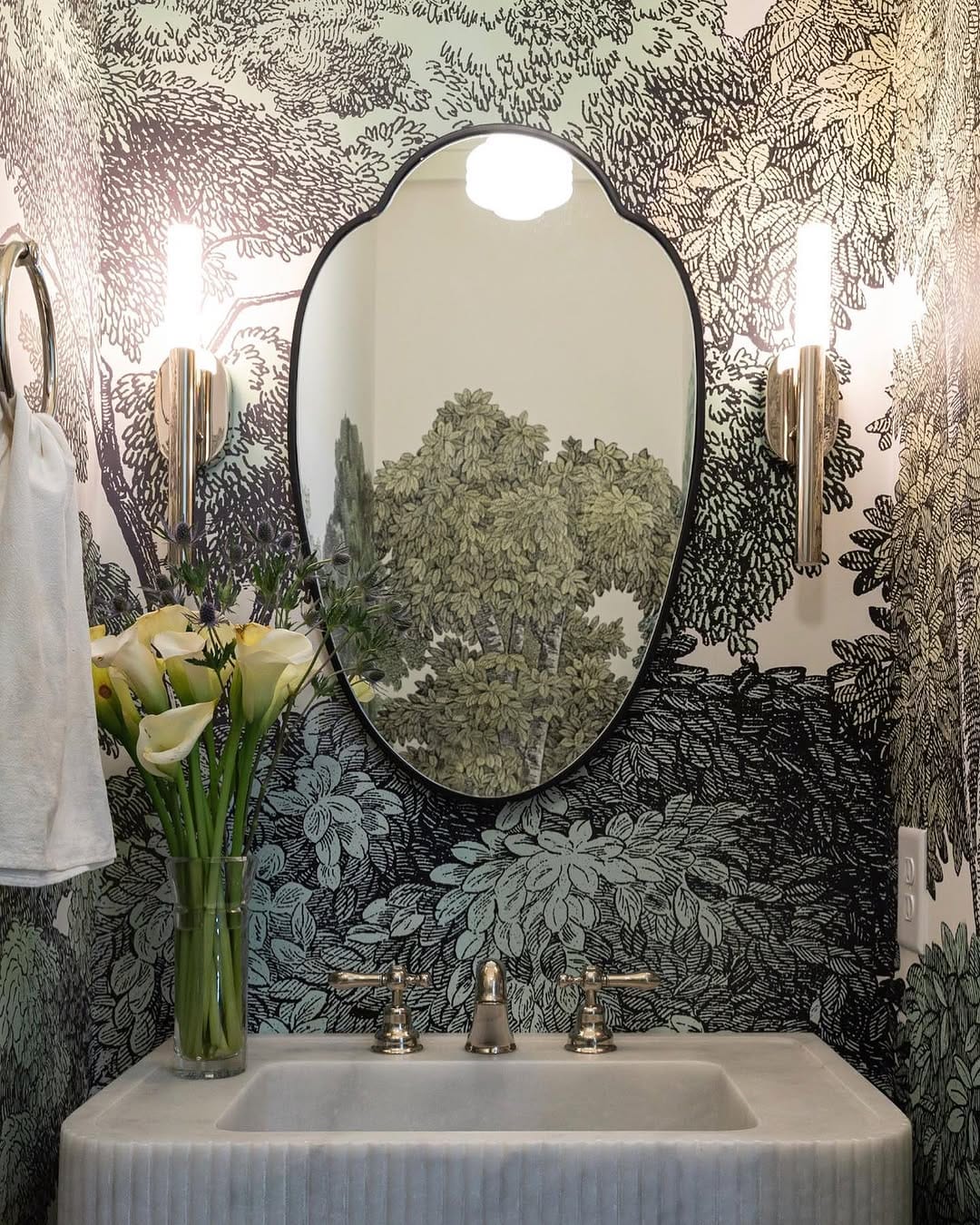 Post 10 by Claudia Leonard Interiors by Claudia Leonard Smith on Instagram (image)