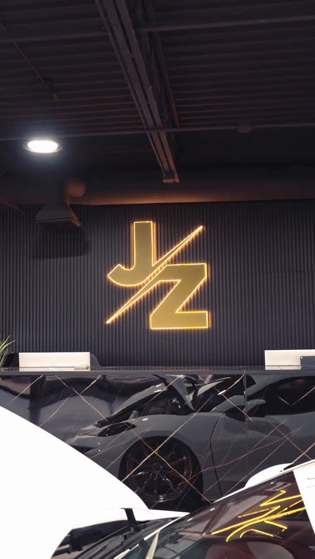 Post 6 by JzKam on Instagram (video)