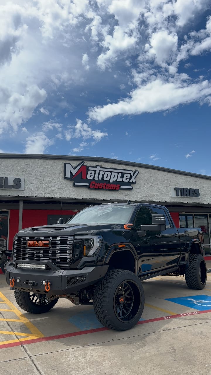 Post 1 by Metroplex Customs on Instagram (video)