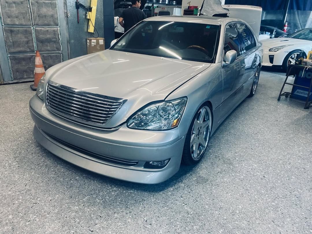 Post 3 by @platinum_vip on Instagram (image)