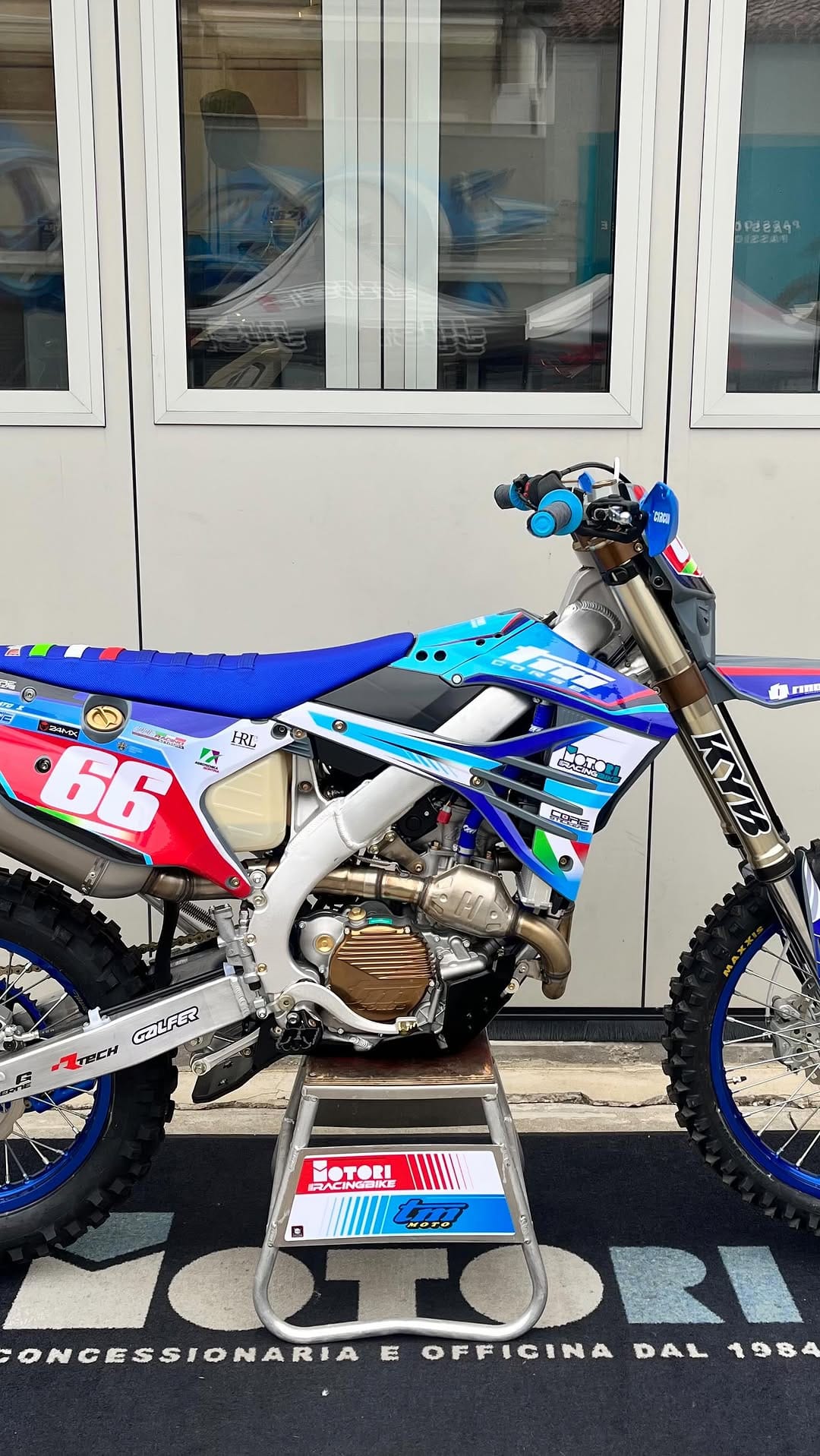 Post 10 by Moto Ri on Instagram (video)