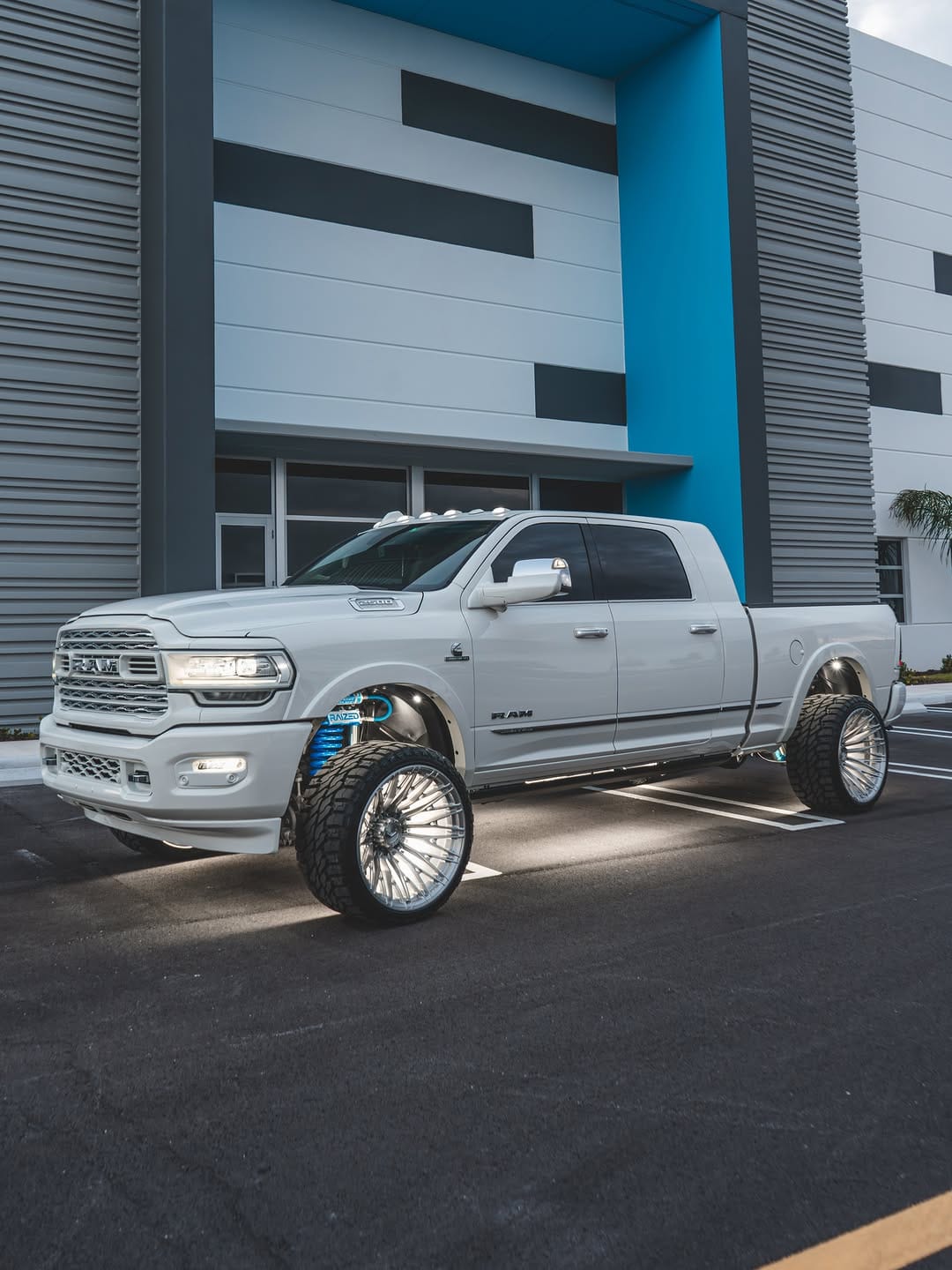 Post 5 by Mobile Detailing on Instagram (carousel)