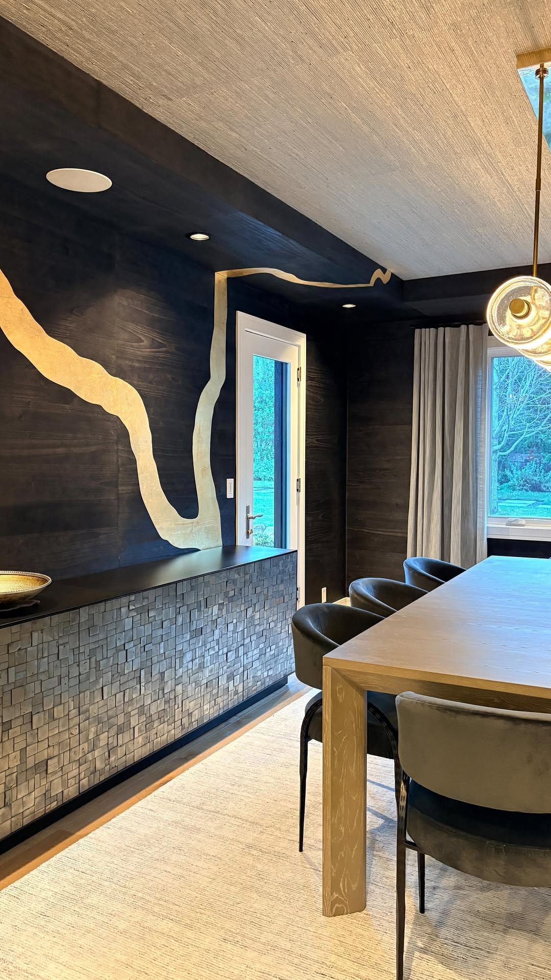 Post 6 by Laura Elliott | Refined Interiors on Instagram (video)
