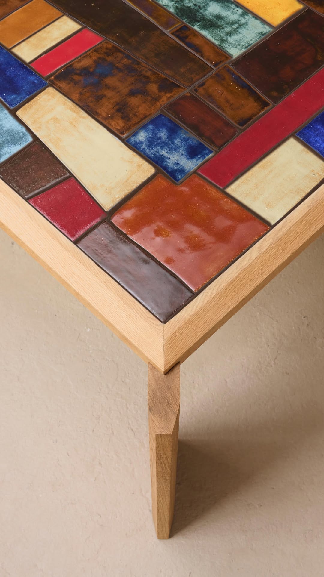Post 9 by D'Apostrophe Design, Inc. on Instagram (video)