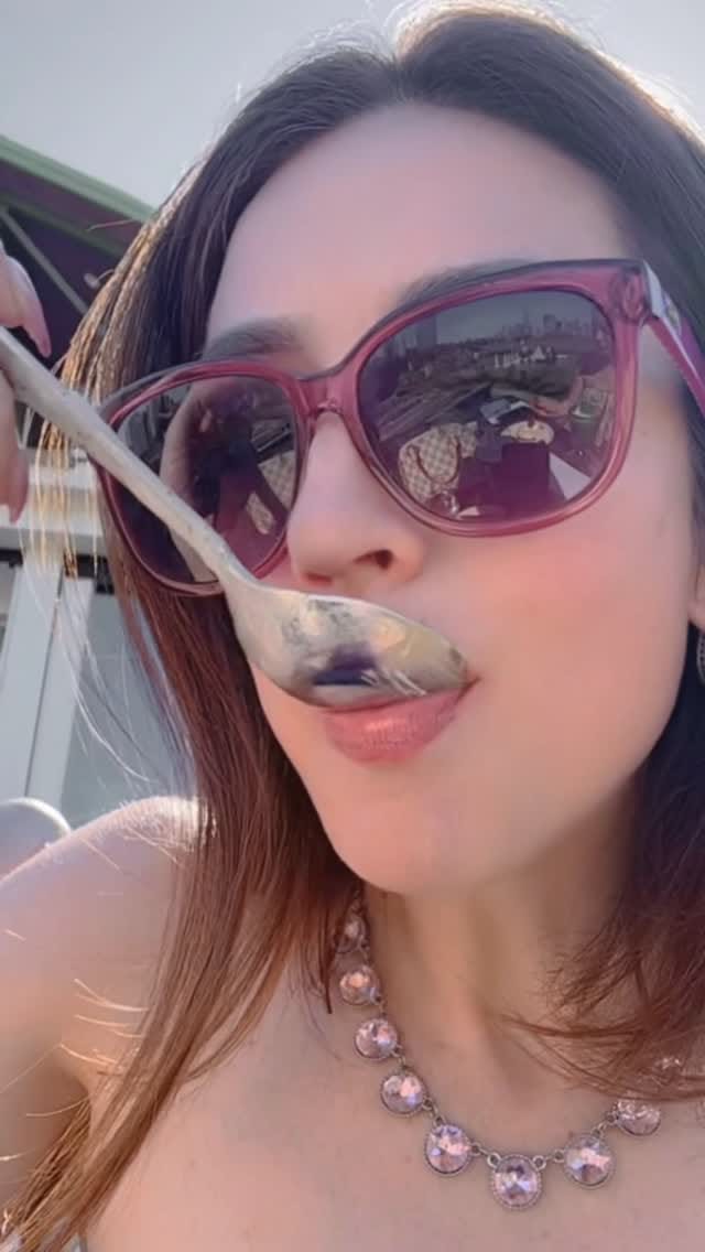 Post 6 by Nicole Urina | Jersey City UV  Lash Artist on Instagram (video)