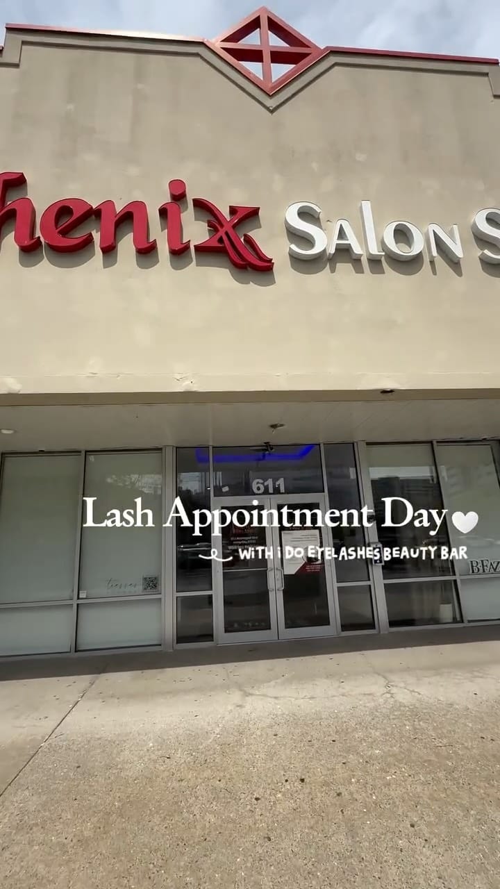 Post 3 by Nicole Urina | Jersey City UV  Lash Artist on Instagram (video)