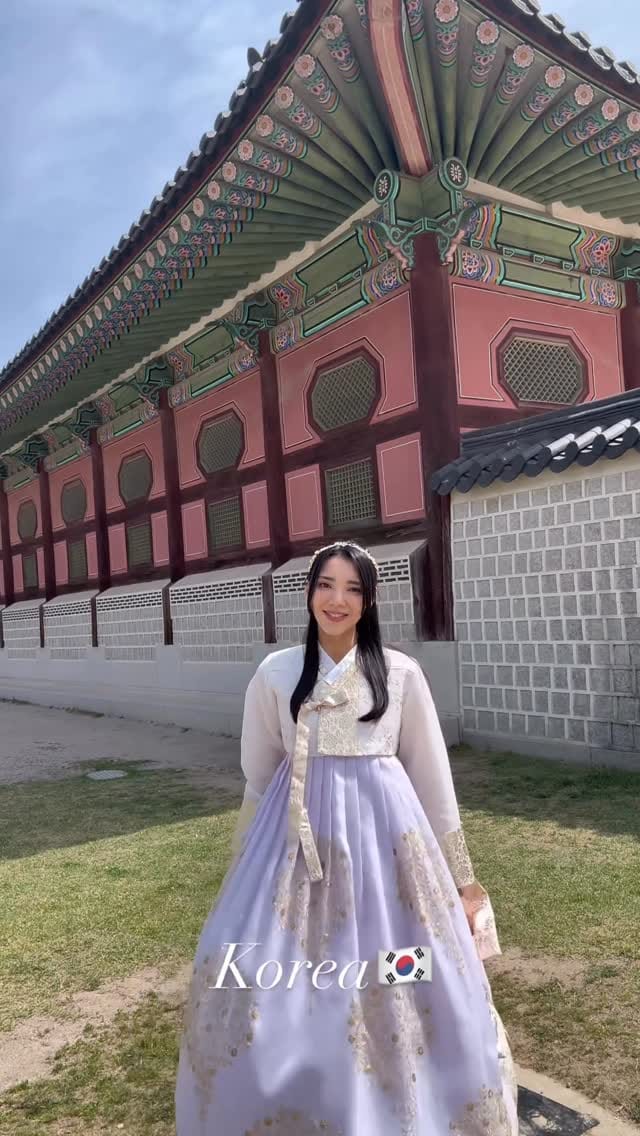 Post 3 by 𝐄𝐥𝐥𝐢𝐞 𝐀𝐦𝐞𝐬 on Instagram (video)
