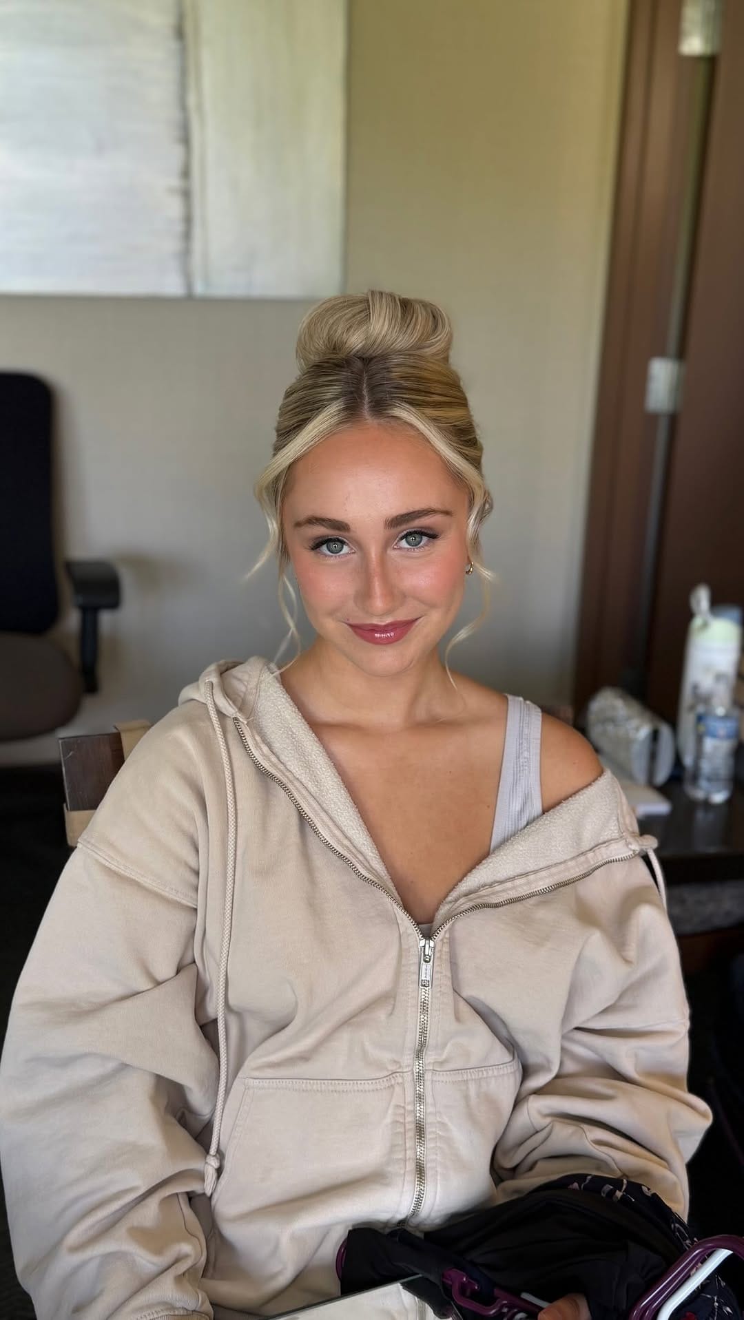 Post 3 by Midwest & PNW Bridal Hairstyling, Makeup & HMU Education on Instagram (video)