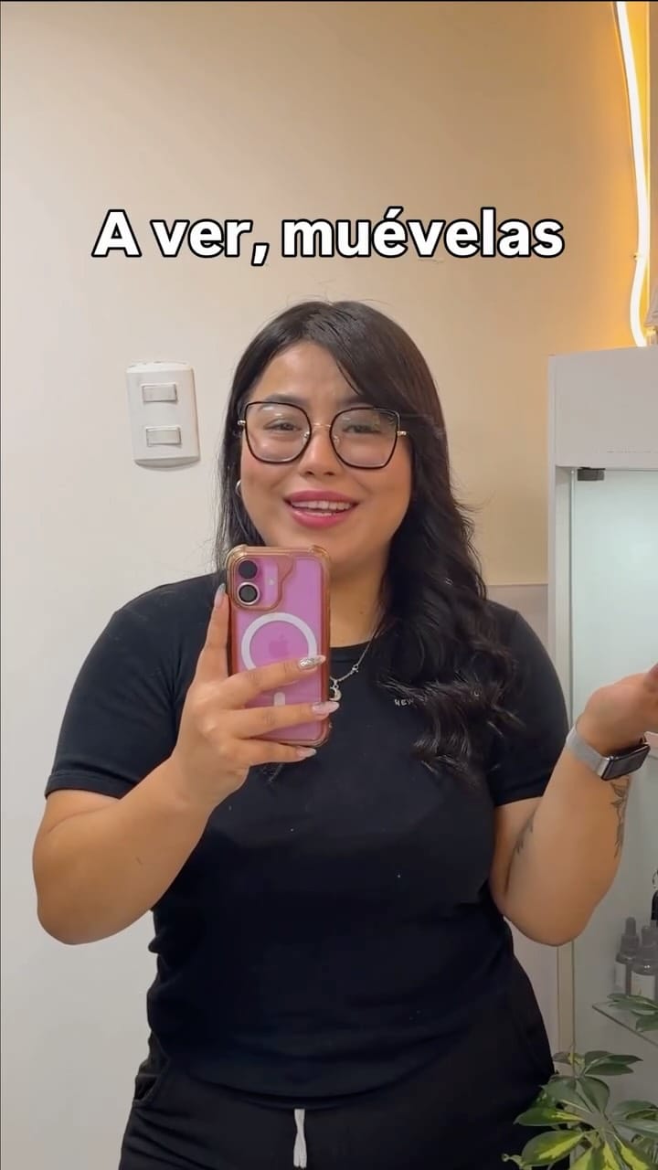 Post 3 by Mani | Pedi | Mani Rusa | Polygel | Cejas on Instagram (video)
