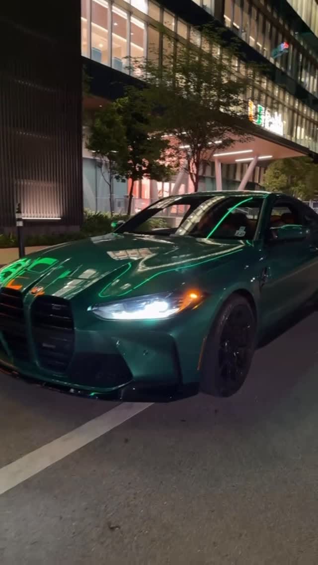 Post 3 by Deena Porras on Instagram (video)
