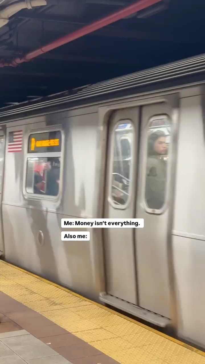 Post 6 by ALEXA on Instagram (video)