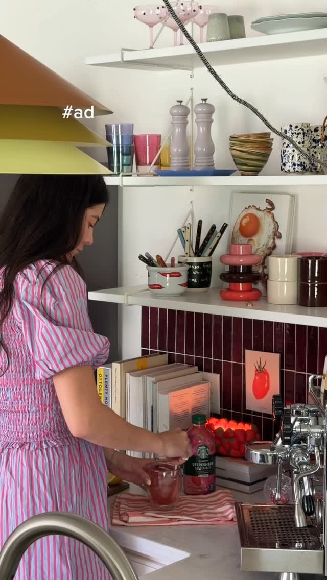 Post 2 by Saraa on Instagram (video)