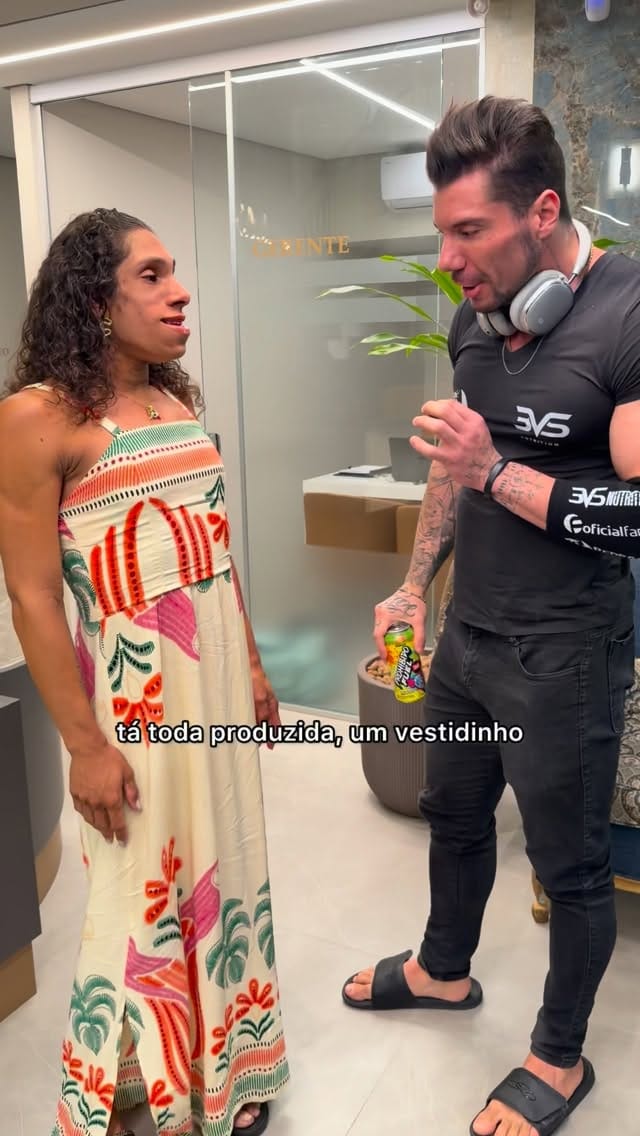 Post 4 by Med Castro on Instagram (video)