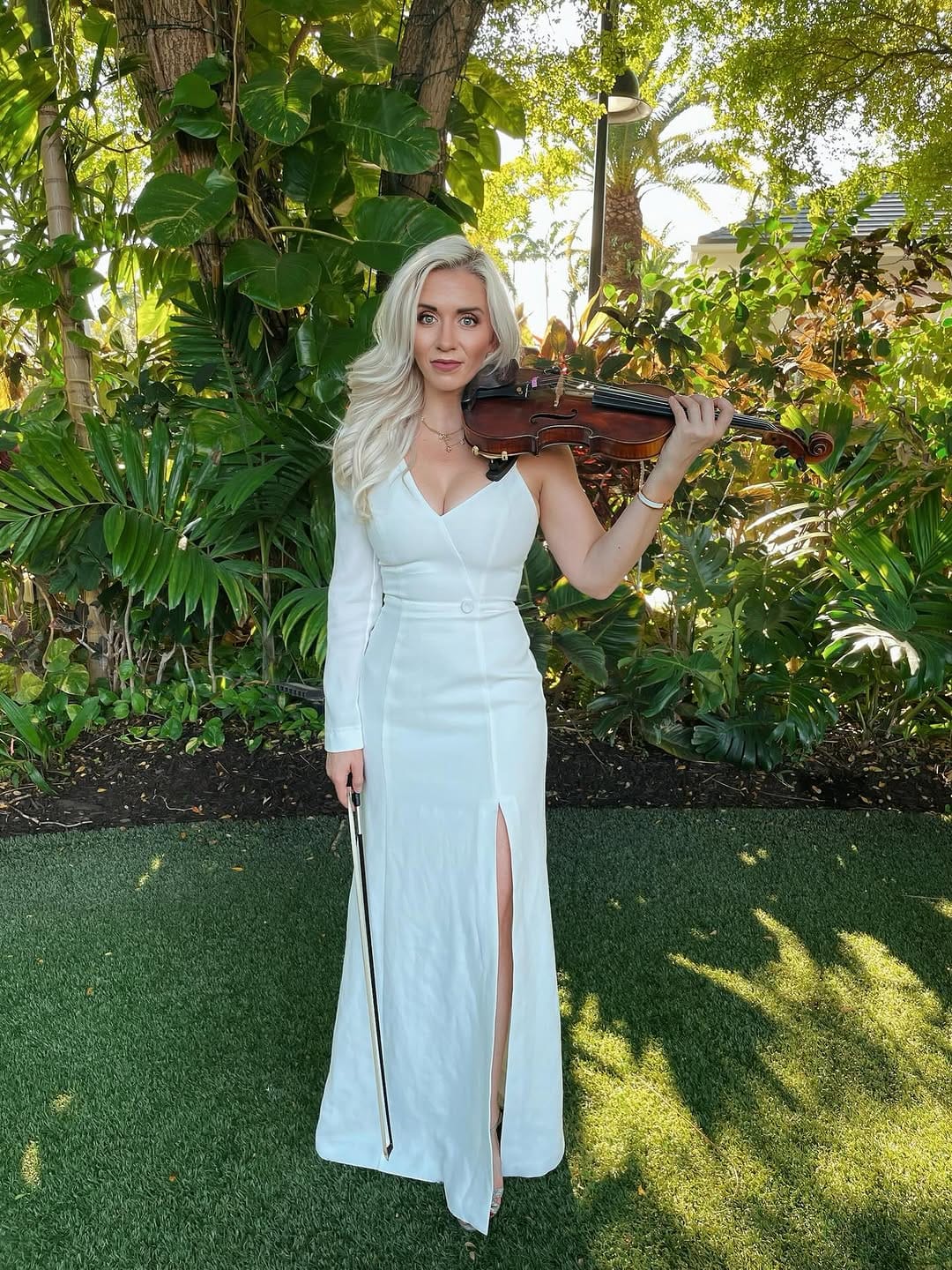 Post 7 by Siobhán Cronin | Violinist on Instagram (image)