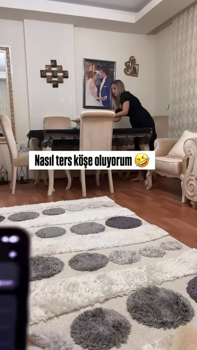 Post 9 by Ezgi Ulaş on Instagram (video)