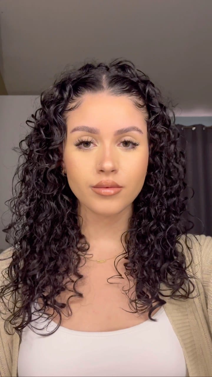 Post 10 by Amber Reyes on Instagram (video)