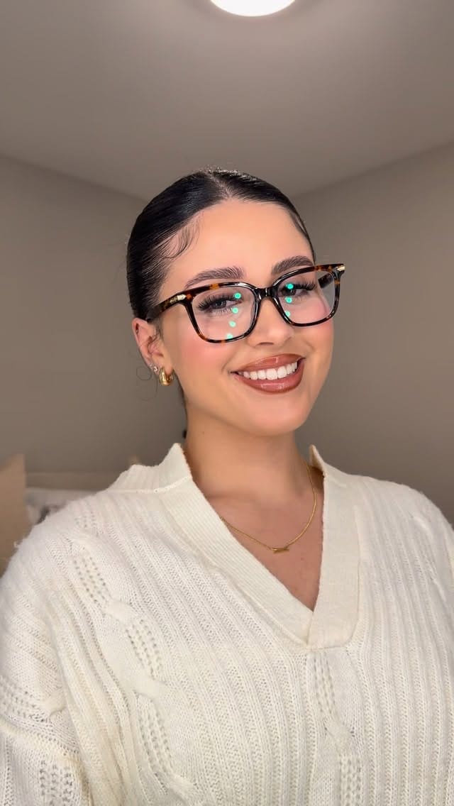 Post 2 by Amber Reyes on Instagram (video)