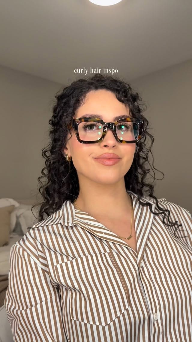 Post 4 by Amber Reyes on Instagram (video)