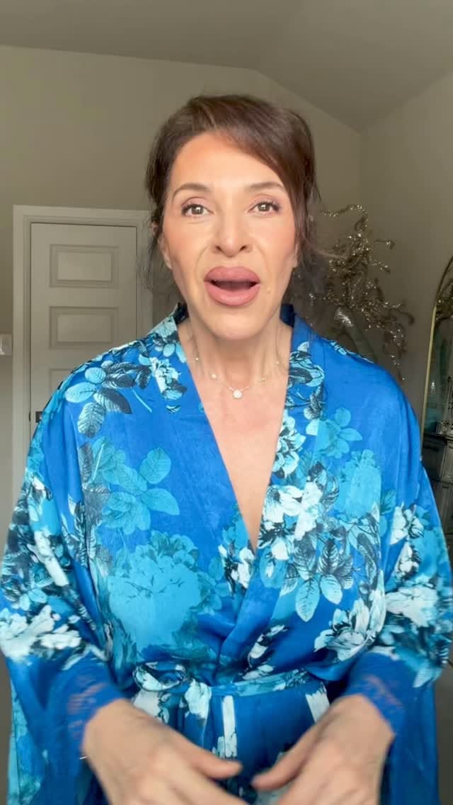 Post 9 by Glamalux on Instagram (video)