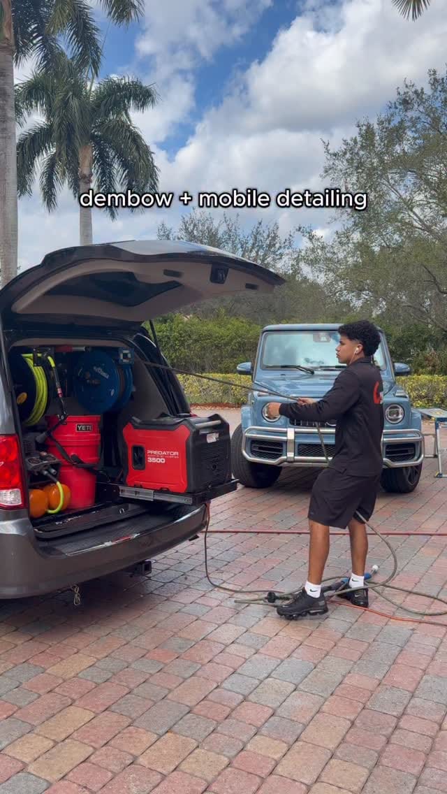Post 4 by Jesus Cayo | Detailing Expert on Instagram (video)