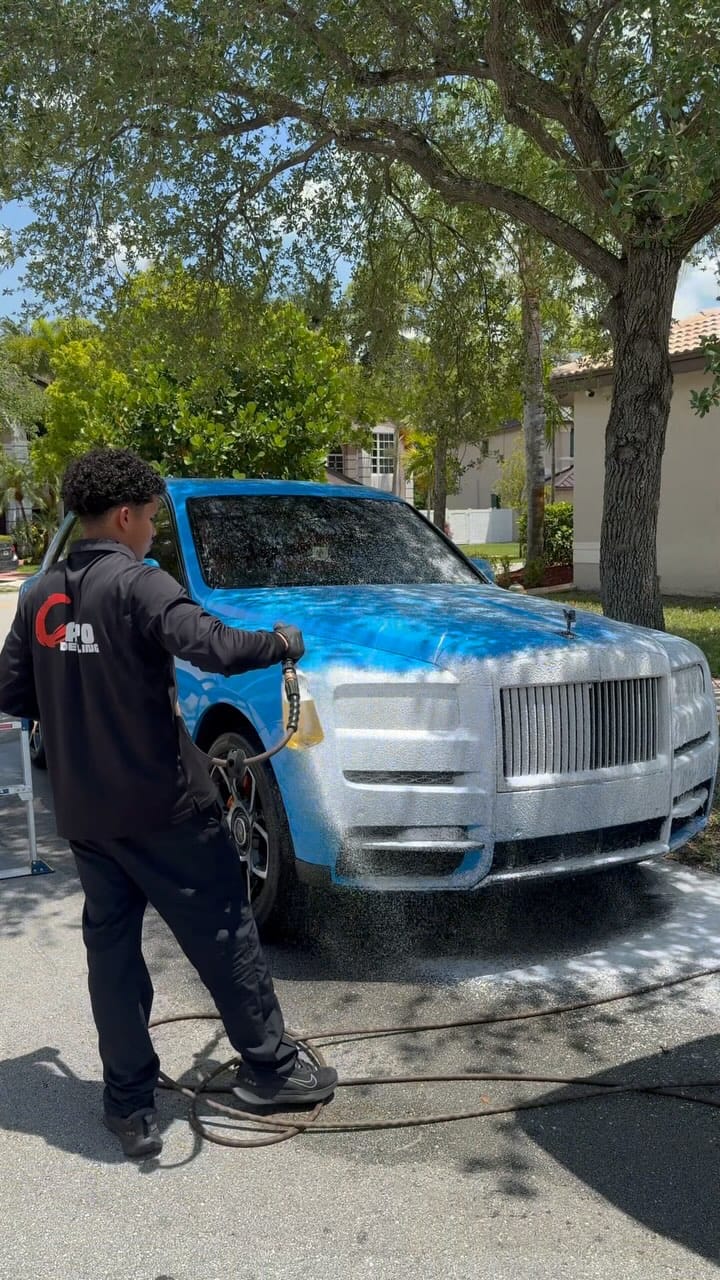 Post 8 by Jesus Cayo | Detailing Expert on Instagram (video)
