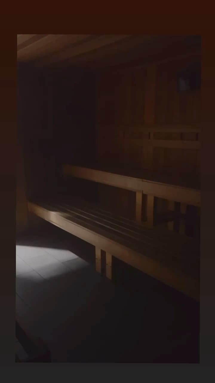 Post 8 by Alejandra on Instagram (video)