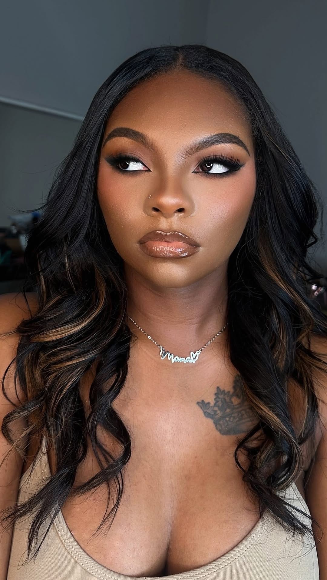 Post 1 by HOUSTON MAKEUP ARTIST / HAIRSTYLIST✨ on Instagram (video)