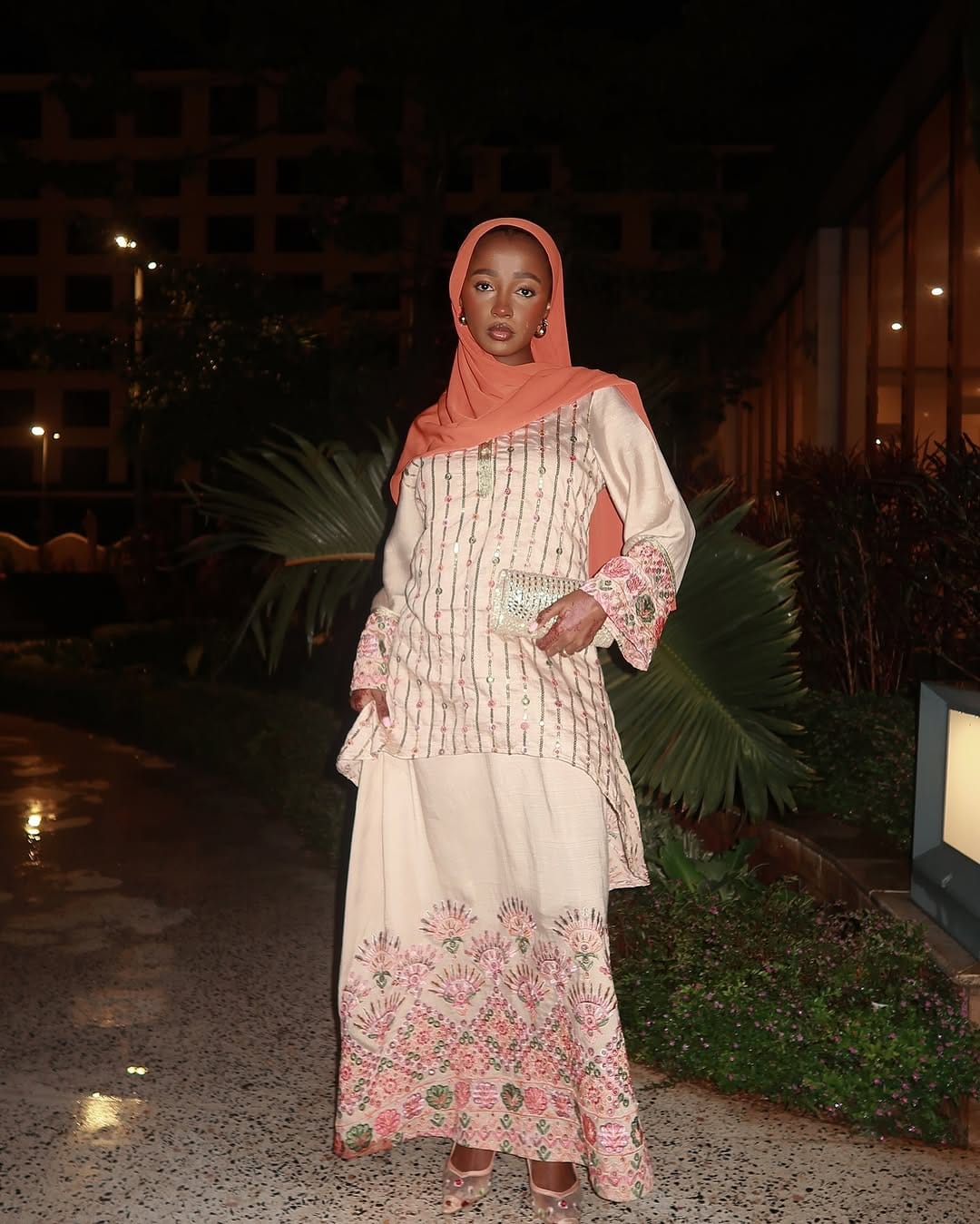 Post 10 by ZAINAB 🐙 on Instagram (carousel)