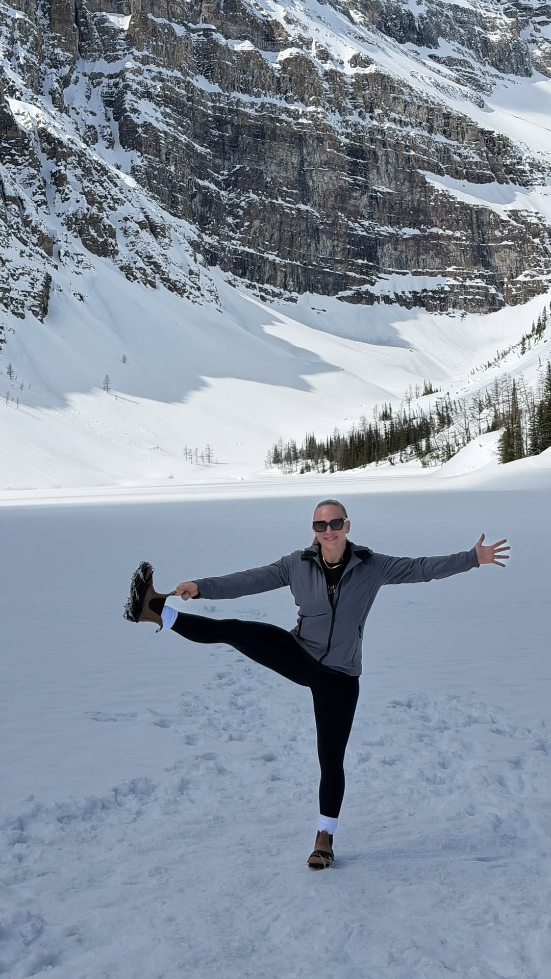 Post 5 by Julie Harrish 👱🏻‍♀️| Yoga, Pilates & Fitness on Instagram (video)