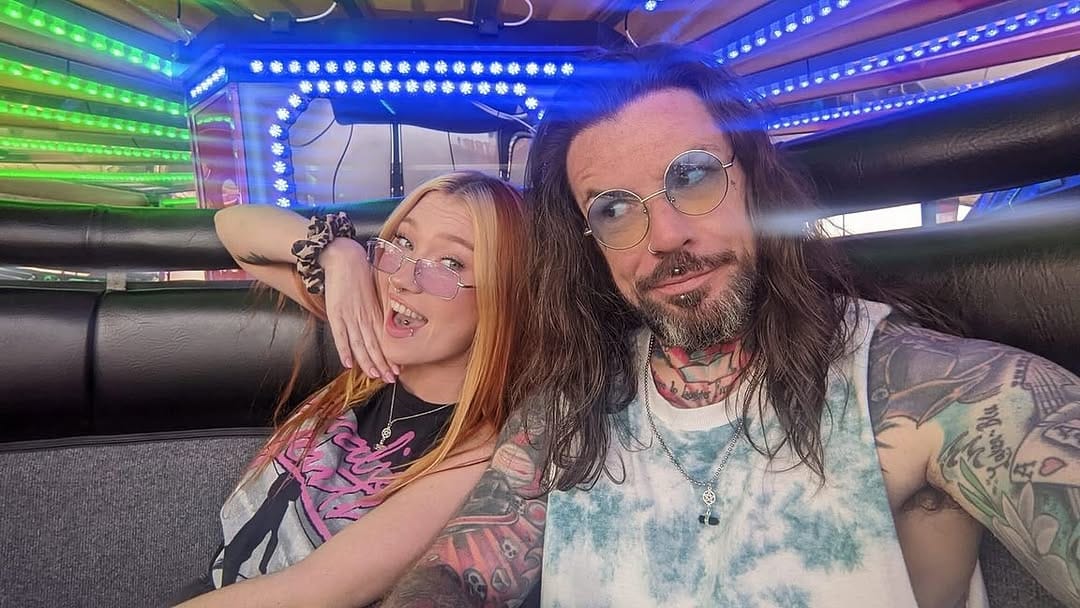Post 5 by BillyJames on Instagram (carousel)