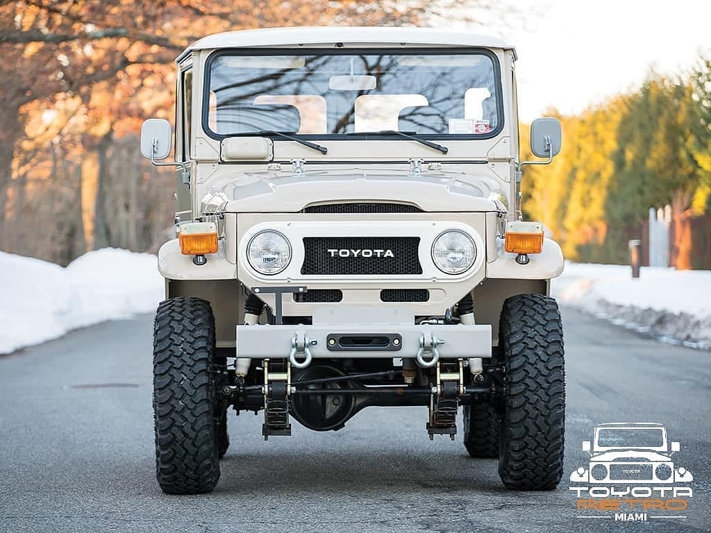 Post 4 by Toyota Retro Miami🇺🇸 on Instagram (image)