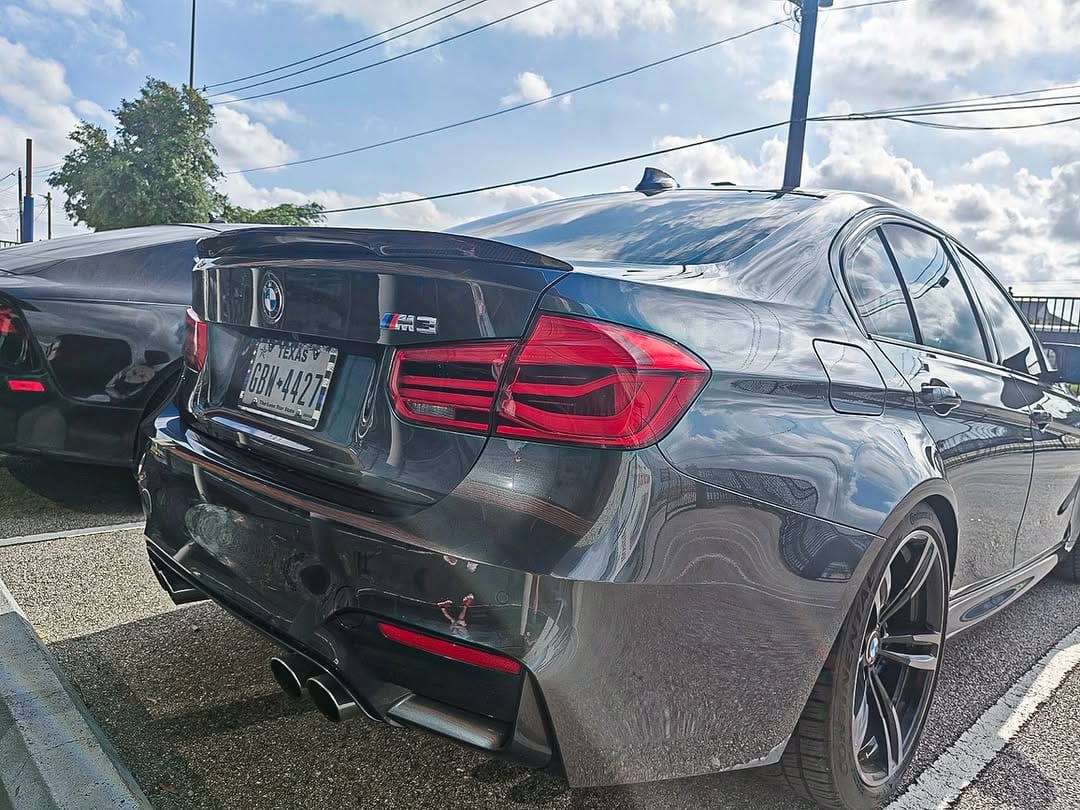 Post 2 by Carbon Showroom 🏎️💨 on Instagram (carousel)
