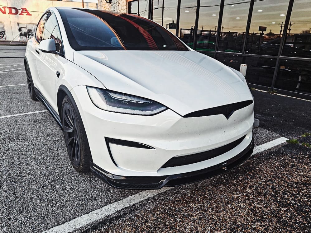 Post 5 by Carbon Showroom 🏎️💨 on Instagram (carousel)